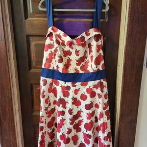 Disney Dress Shop Snow White